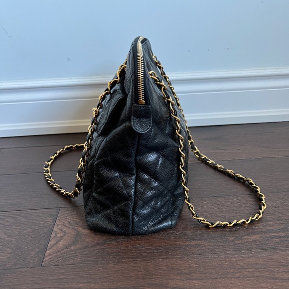 CHANEL Classic Large Black Caviar Leather GHW Shoulder Tote Bag with Front Flap - Picture 5 of 12